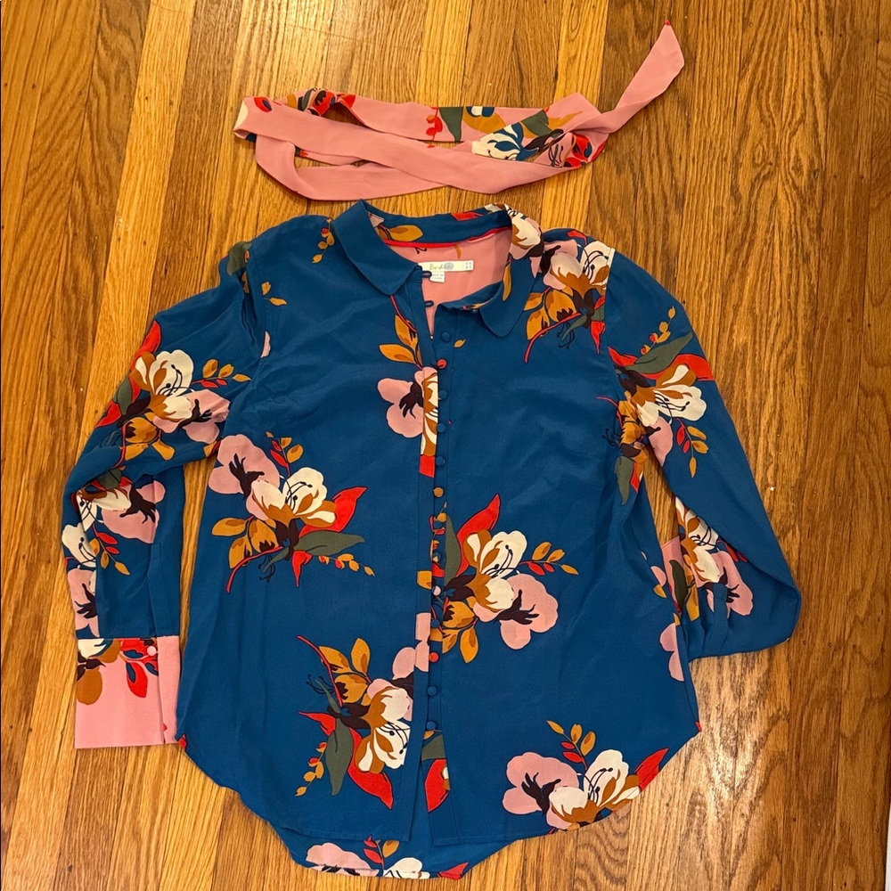 Boden Floral Button Up Collared Blouse - Pink/Blue/Red with Pink Tie/Scarf